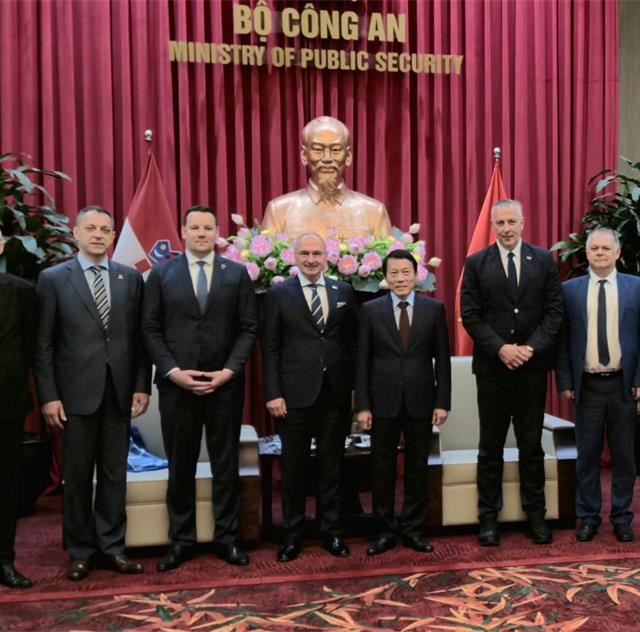 Agency ALAN During the Official Diplomatic Visit to the Socialist Republic of Vietnam